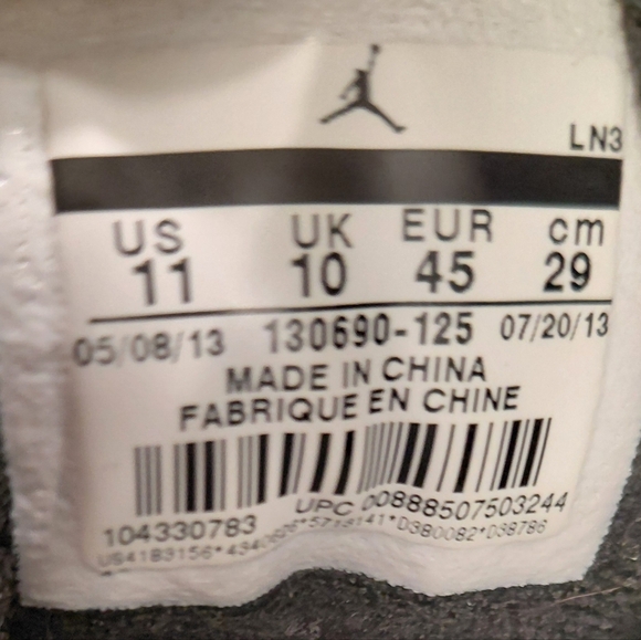 Air Jordan 12 Taxi Retro - Picture 8 of 8